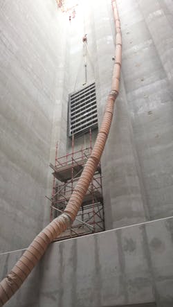 Dubai Storm Water Project Penstock Being Lowered Into Position Dubai Storm Water Project Penstock Being Lowered Into Position