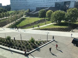The Main Street North Plaza, designed by Woolpert, serves as the hub at the center of the University of Cincinnati's main campus, connecting Main Street to the university’s new College of Business. The Main Street North Plaza, designed by Woolpert, serves as the hub at the center of the University of Cincinnati's main campus, connecting Main Street to the university’s new College of Business.