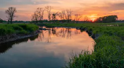 Dave Hoefler Hq Uyuc Zy8 Unsplash