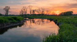 Dave Hoefler Hq Uyuc Zy8 Unsplash