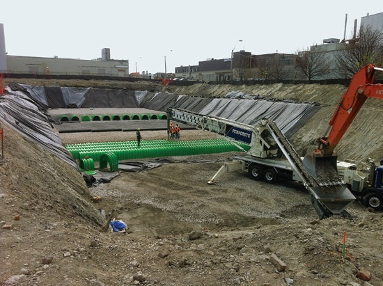 1654811796824-use_1_iphone_412_3649_retouched