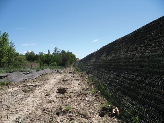 1654812100401 Usedissettestreet20110602006