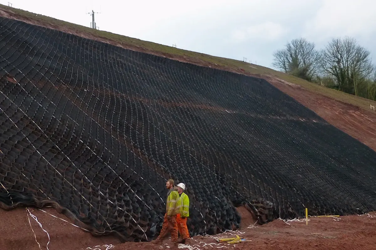 Vegetated Soil Stabilization System Shores Up Steep Slope | Stormwater ...