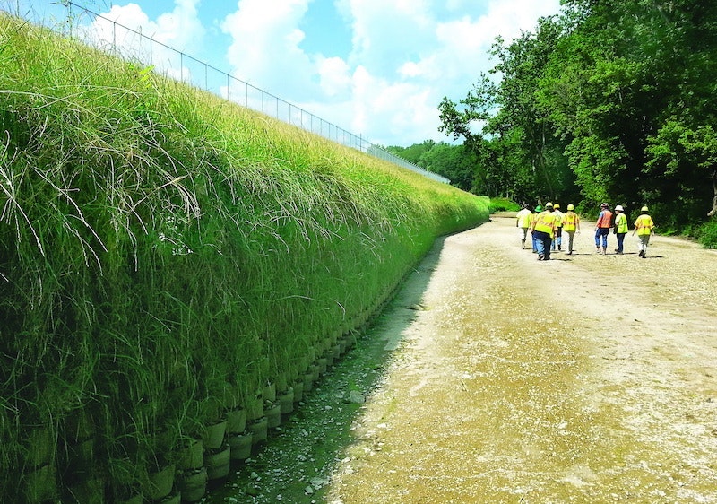 1655254100416 Deep Rock Tunnel1