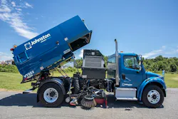1655254101699 Vt652 Tilted Hopper Side Jbucher 800 Pixels