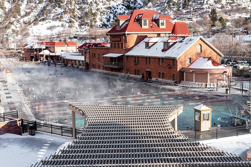 1655254109025 Glenwood Springs Jerzy Szwoch Shutterstock 1872024274 800w