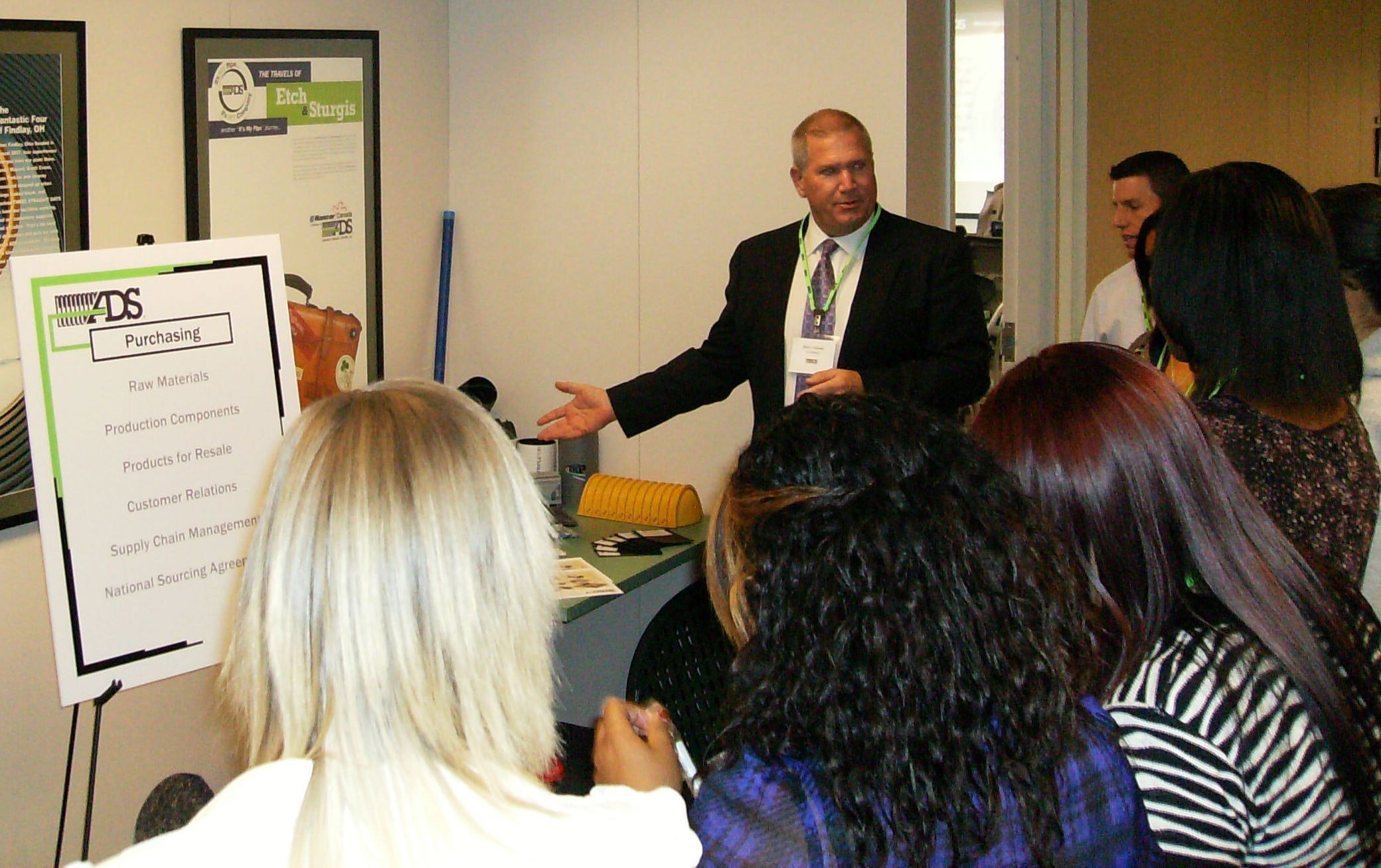 1655260241532-ads_askew_marc