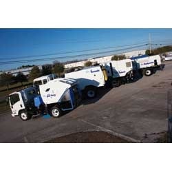 1655262628136-schwarze