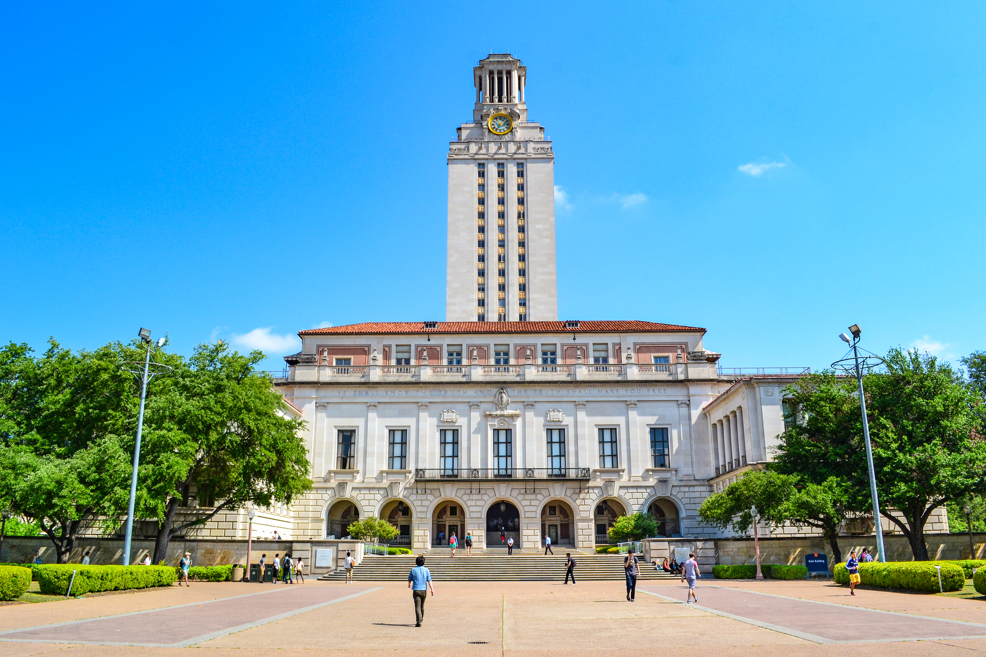 1680128630716 Dreamstime Xl 83680032