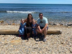 Family Photo (1) Family Photo (1)