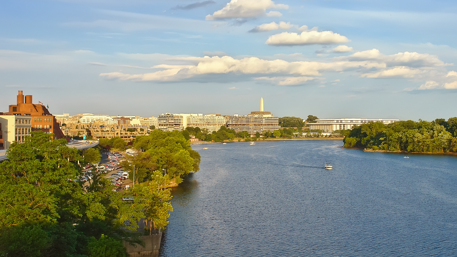 Dreamstime L 15223470 65206f6319f81