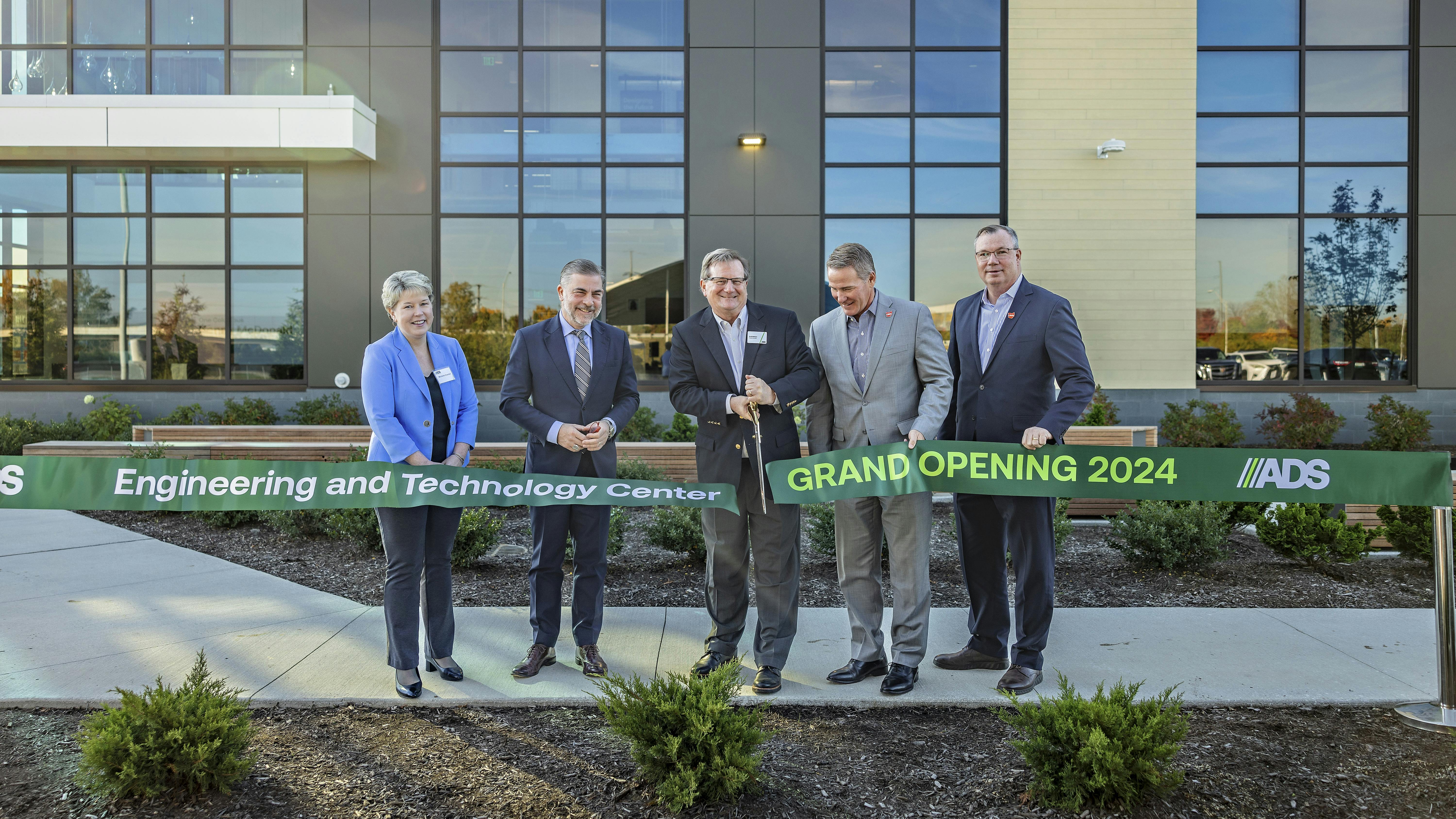 671fed556d6f5fc547c9b344 Adsengineeringandtechnologycentergrandopening