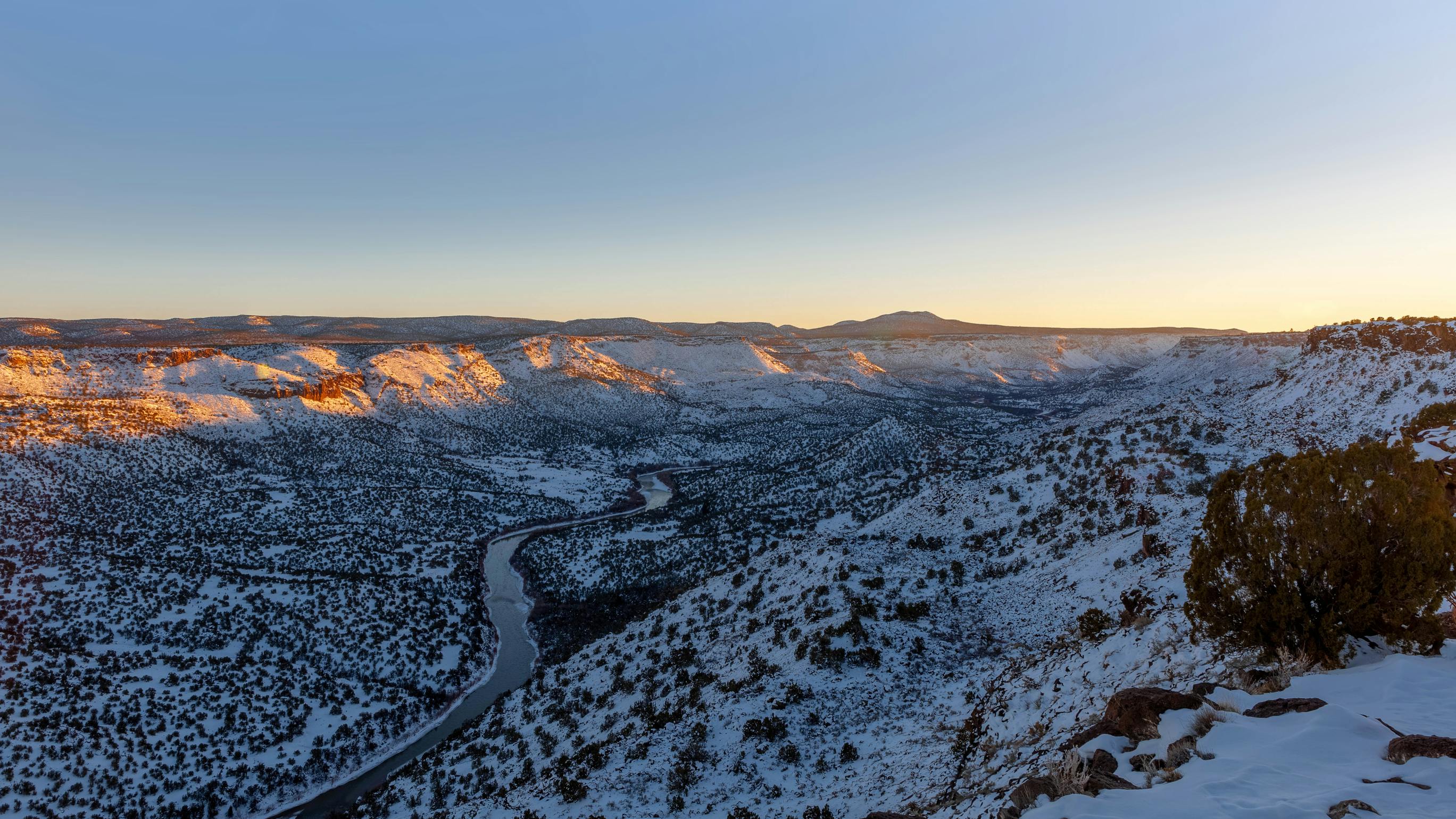 A view of the Rio Grande River in Los Alamos County, New Mexico.