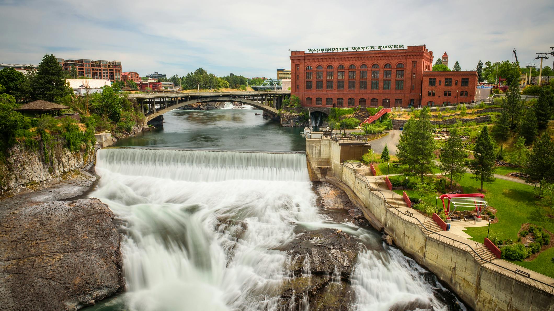 67f556219716e0e768bbf94c Dreamstime M 102265560