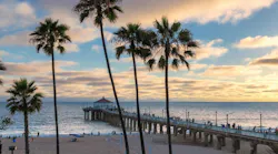 Sunset at Manhattan Beach and Pier in Southern California, Los Angeles Sunset at Manhattan Beach and Pier in Southern California, Los Angeles