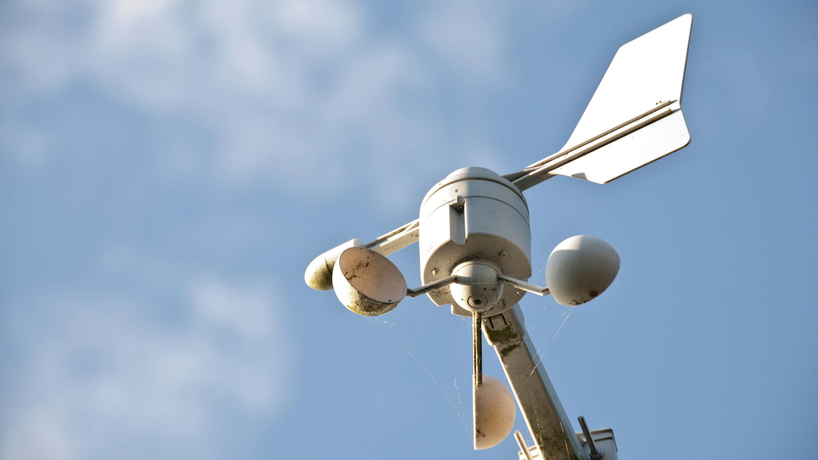 National Weather Service to hire 450 workers following cuts