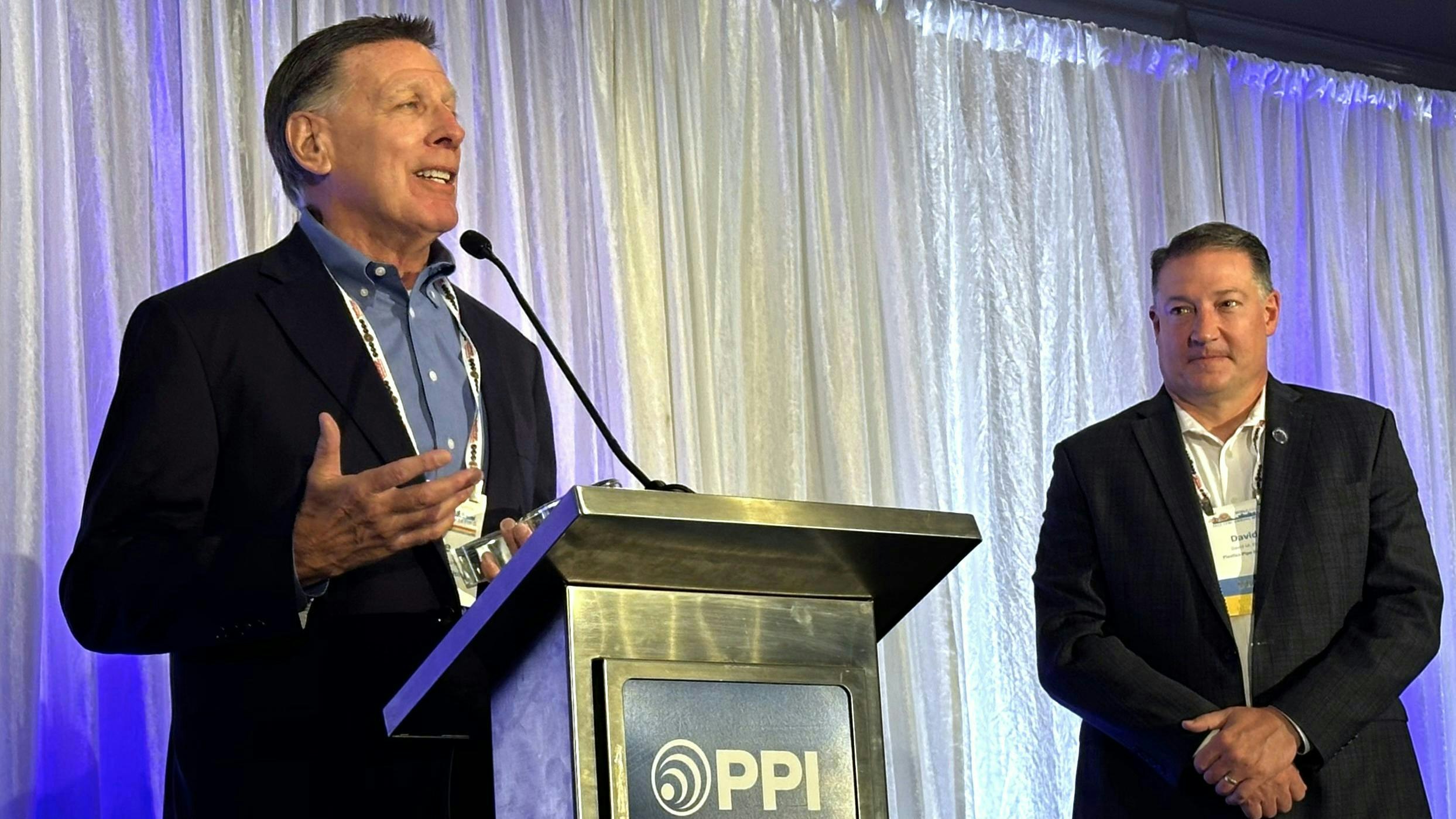 Steve Sandstrum expresses his thanks for receiving his Lifetime Achievement Award to the PPI membership during the association&rsquo;s October 2025 meeting as PPI President David Fink looks on (Photo credit: PPI).